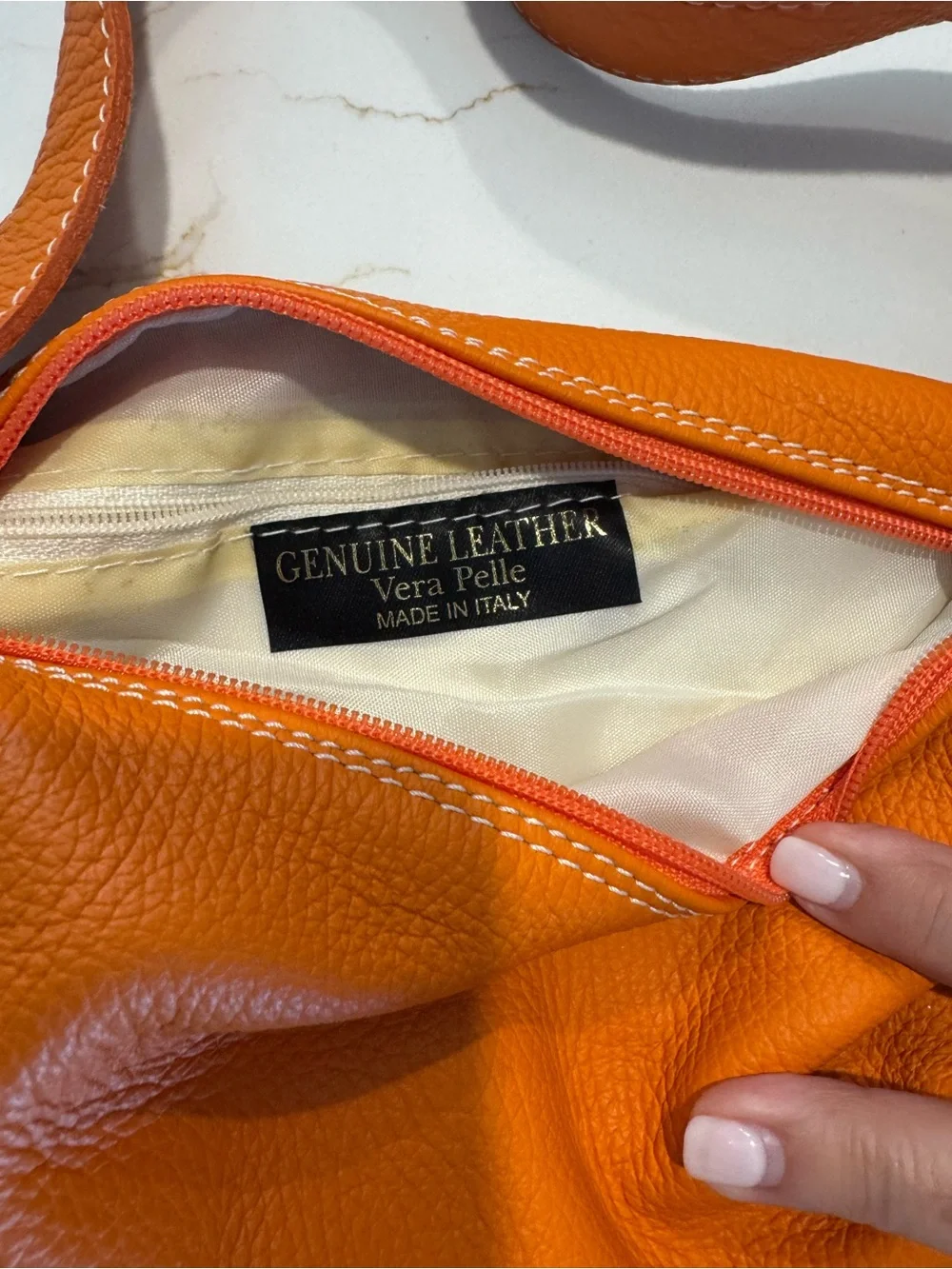 Vera Pelle Orange Leather Shoulder Bag - Picture 8 of 11